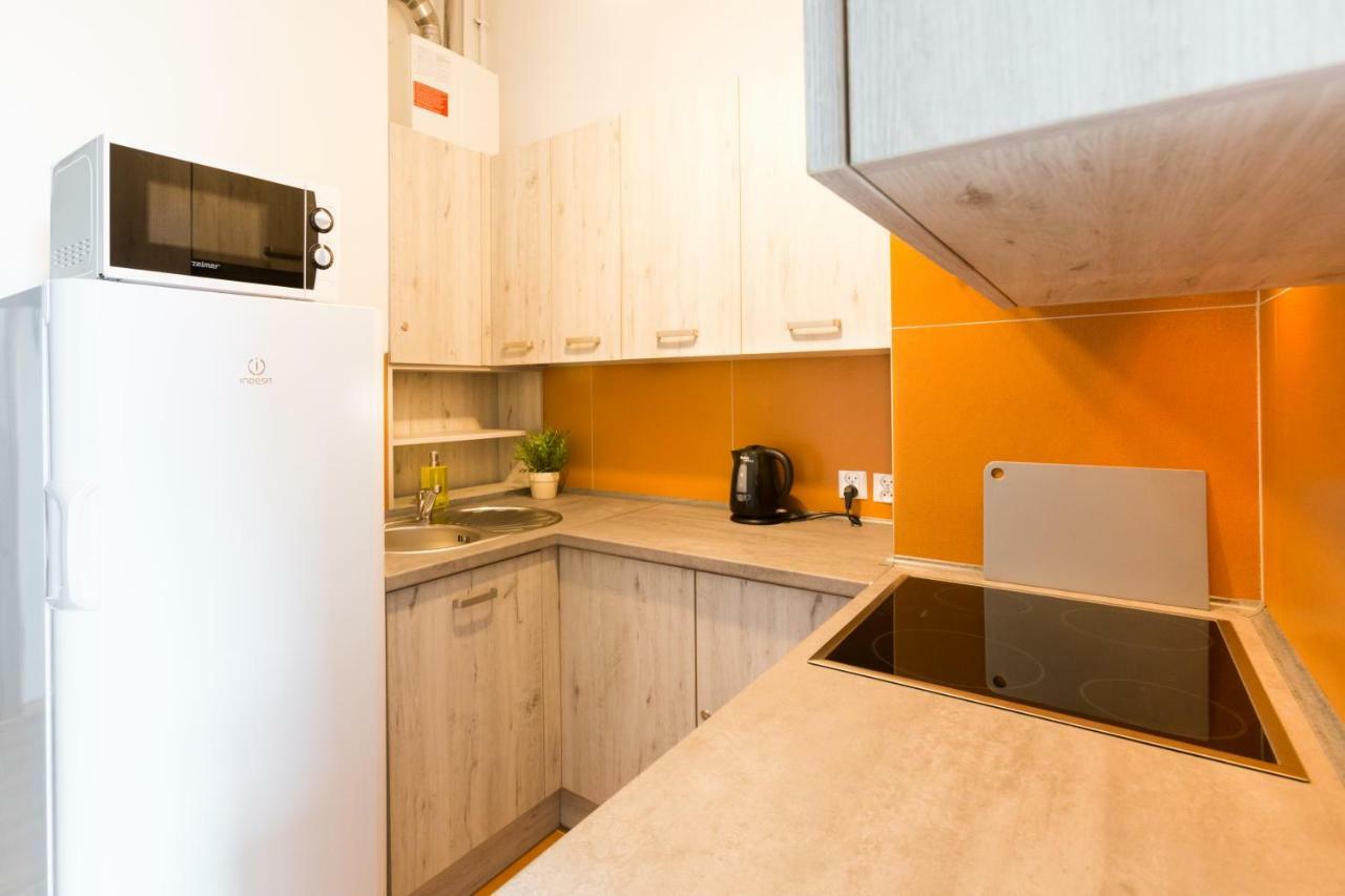 Dot Hostel - Pokoje I Noclegi W Centrum Bielsko-Biała Esterno foto